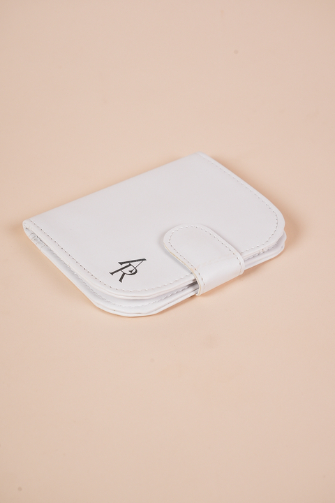 Porta Pasaporte Blanco OUTLET