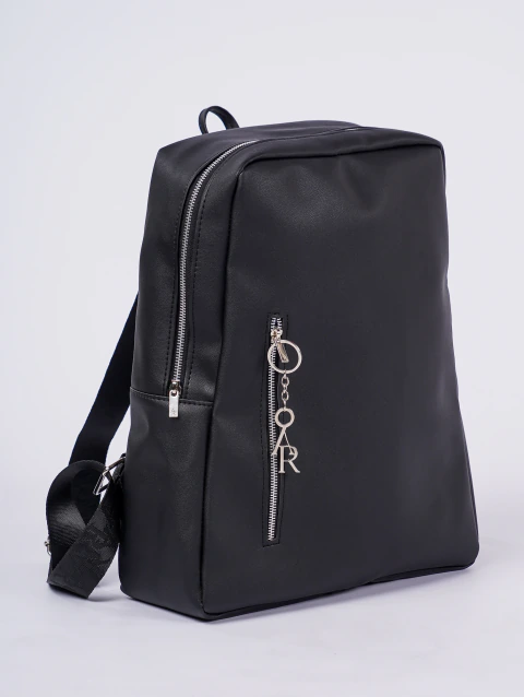 Mochila Caps. Facultad 2025 negra OUTLET