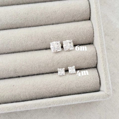 Brinco zircônia - quadrada na internet