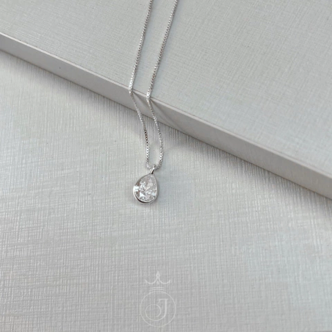 Colar ponto de luz gota