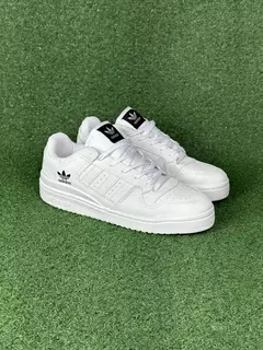 Adidas FORUM full white en internet