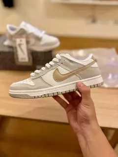 NIKE DUNK BEIGE GLITTER - comprar online