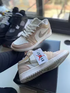 Nike JORDAN LOW SALMON