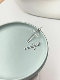 Pingente Crucifixo Vazado P - comprar online