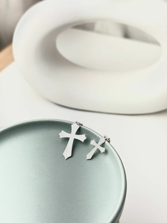 Pingente Crucifixo Ponta P - comprar online