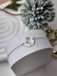 Pulseira Medalha Rosa Relevo