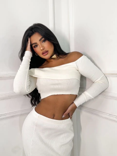 Blusa basic malha na internet