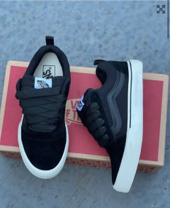 Vans black