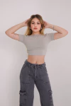Cropped Nanda cinza