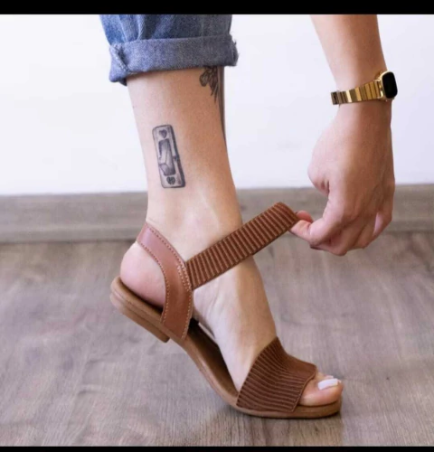 SANDALIA ELASTICO MARROM