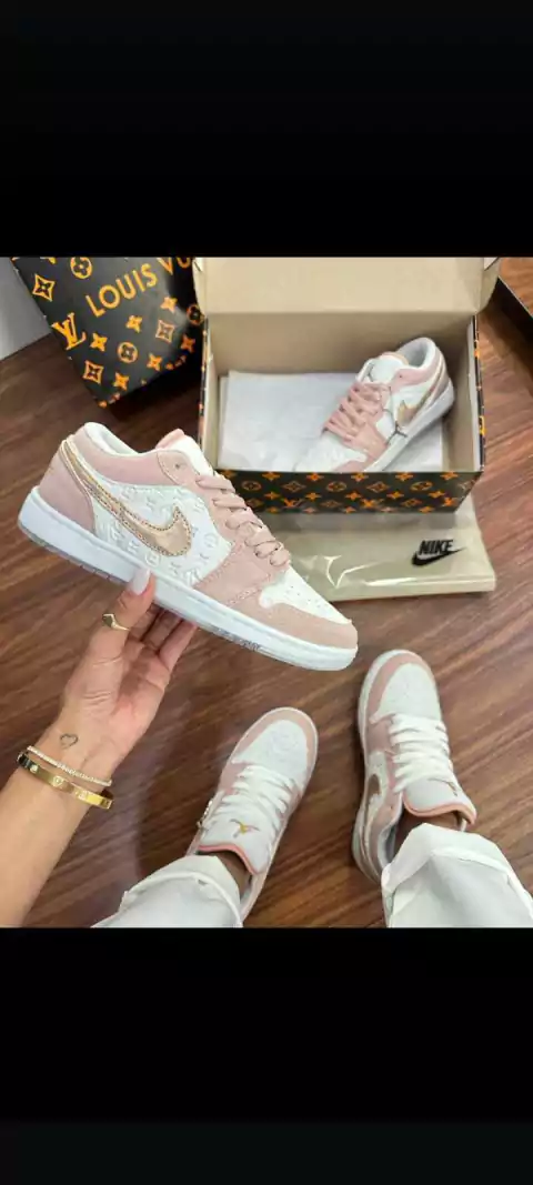 NIKE JORDAN LV PREMIUM ROSA