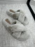 Chinelo Fluffy em X Bege - comprar online
