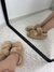 Chinelo Fluffy com Elástico Caramelo na internet