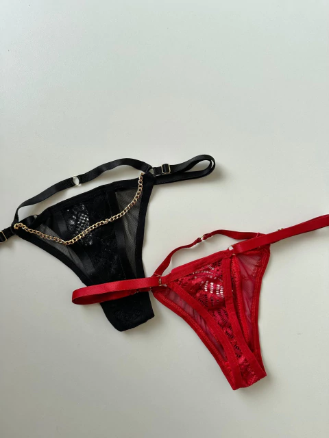 Calcinha corrente frontal - Vermelha na internet