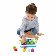 BRINQUEDO EDUCATIVO FORMAS E VOGAIS CHICCO na internet