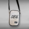 Morral blanco con el logo MDS en negro, diseño de edición limitada.