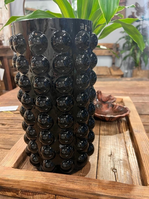 Florero MOTA