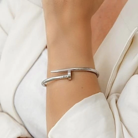 Bracelete prego prata