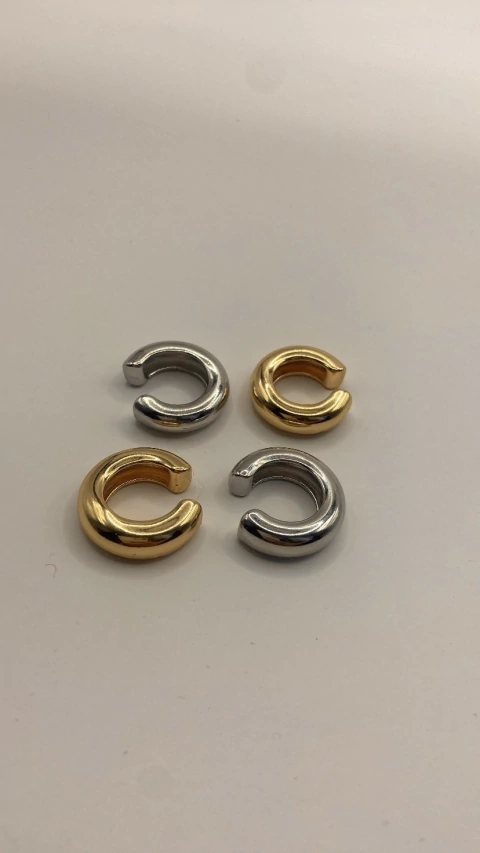 Dupla de piercing de segundo furo - comprar online