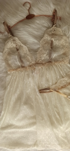 New Akemi (marfim)