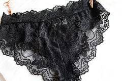 calcinha maior - preto P - comprar online