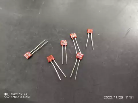 Capacitor Mica Prata 15pf/50v 5% Cm00 Icl