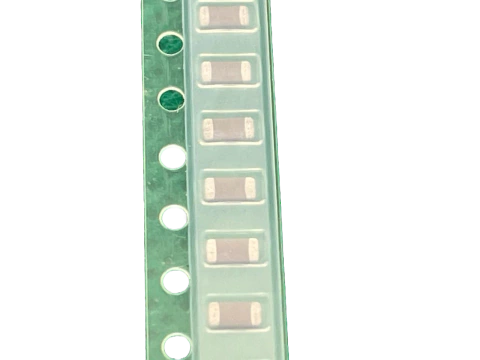 Capacitor 1nf/500v = 1k/500v 1206 Smd 1,6x3,2mm X7r 10% 1206b102k501nt