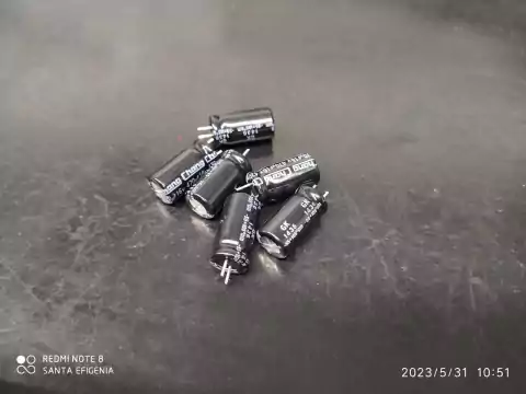 Capacitor Eletrolitico 470uf/16v 105° 8x16mm Chang