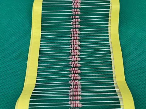 Resistor 1k2 1/2w 5%