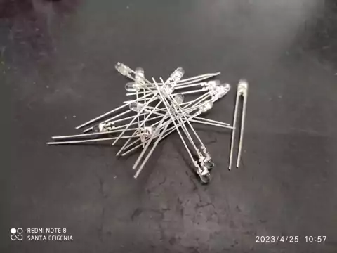 Sensor de Luz Tept4400 3mm 570nm Vishay