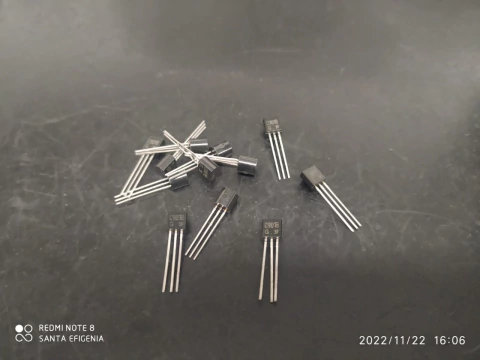 Transistor 2sc9018 = S9018 Npn 50ma - 30v Kec