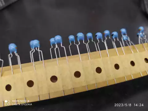 Indutor 47uh Radial 5% El0405ra-470j Tdk