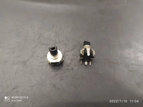 Encoder Rotativo Com Chave 5 Terminais 30 Pulsos - Ec12d156-4403 Alps