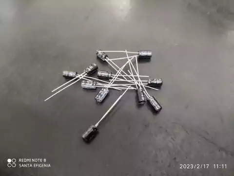 Capacitor Eletrolitico 47uf/16v 105° 4x7mm United