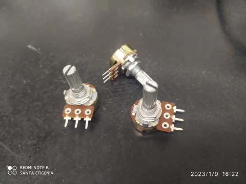 Potenciometro 500kb 16mm L20 Linear