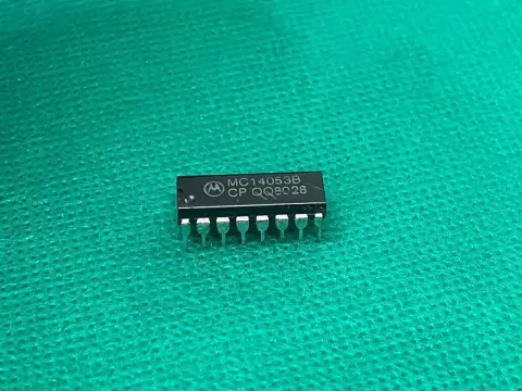 Circuito Integrado Cd4053bcp = Mc14053bcp Mc14053 Motorola
