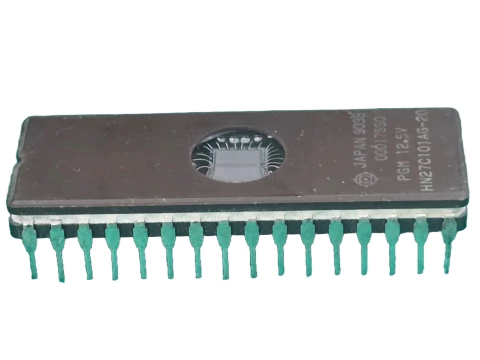 Circuito Integrado Hn27c101ag-20 Com Janela Hitachi