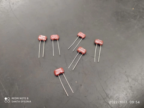 Capacitor Mica Prata 39pf/100v 10% Icl