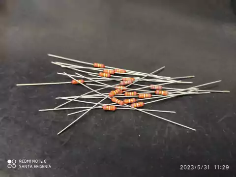 Resistor 330k 1w 5% Pr01