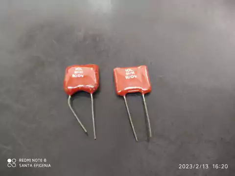 Capacitor Mica Prata 3nf/100v = 3k/100v 10% Cm2g Icl
