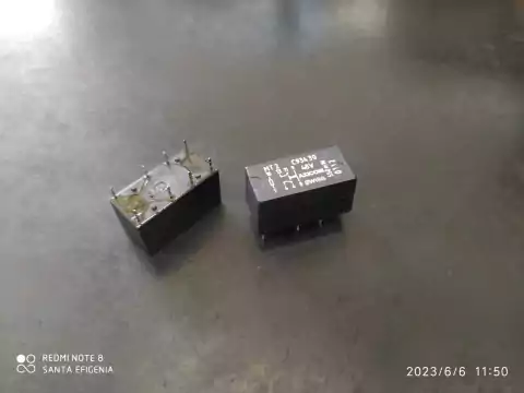 Rele Mt2 C93430 8 Pinos 48v 550mw Axicom