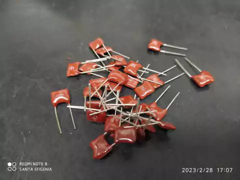 Capacitor Mica Prata 100pf/63v 2,5% Cm1 Icl