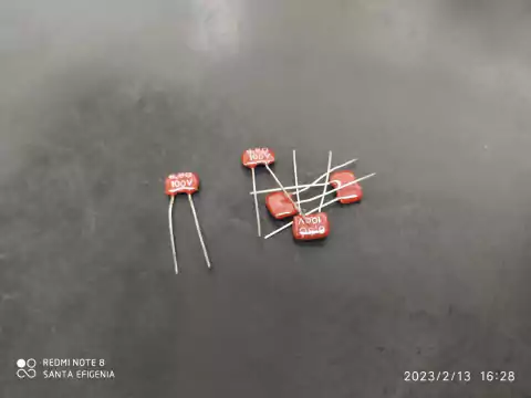 Capacitor Mica Prata 6,8pf/100v Tolerancia 1pf Cm0 Icl