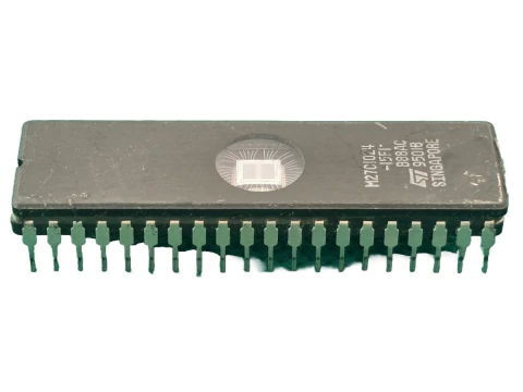 Circuito Integrado M27c1024-15fi = M27c1024 C/ Janela St