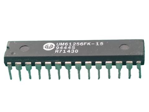 Circuito Integrado Um61256fk-15 Umc