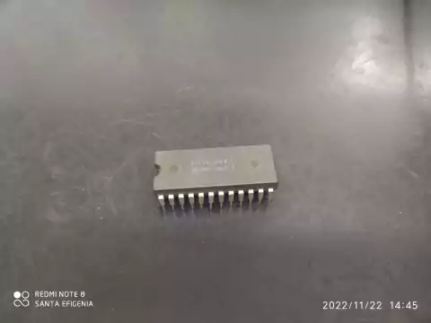 Circuito Integrado Hm6116lp-2 Hm6116 Hitachi