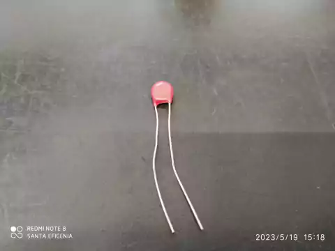 Varistor V27za1 = 27z1 = S07k17v 7mm 17v Ge