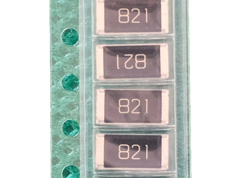 Resistor 820r 2512 5% Smd 3x6,35mm