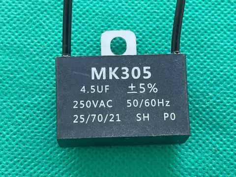 Capacitor Partida 4,5uf/250v Fio 37x14x25mm Mk305