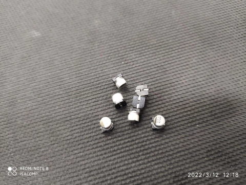 Capacitor Eletrolítico 47uf/6,3v Smd 105º 5x5,4mm